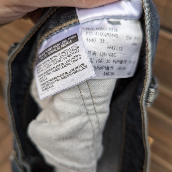 Levi's 501 Original Fit Jeans - Picture 7 of 7